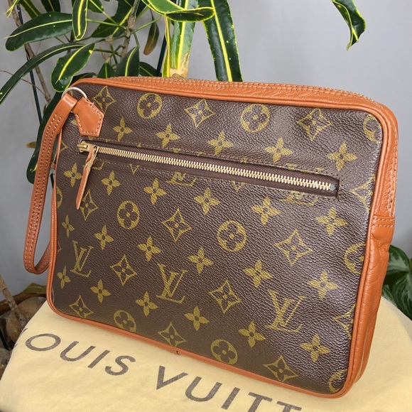 Sold - Picture 2 of 8